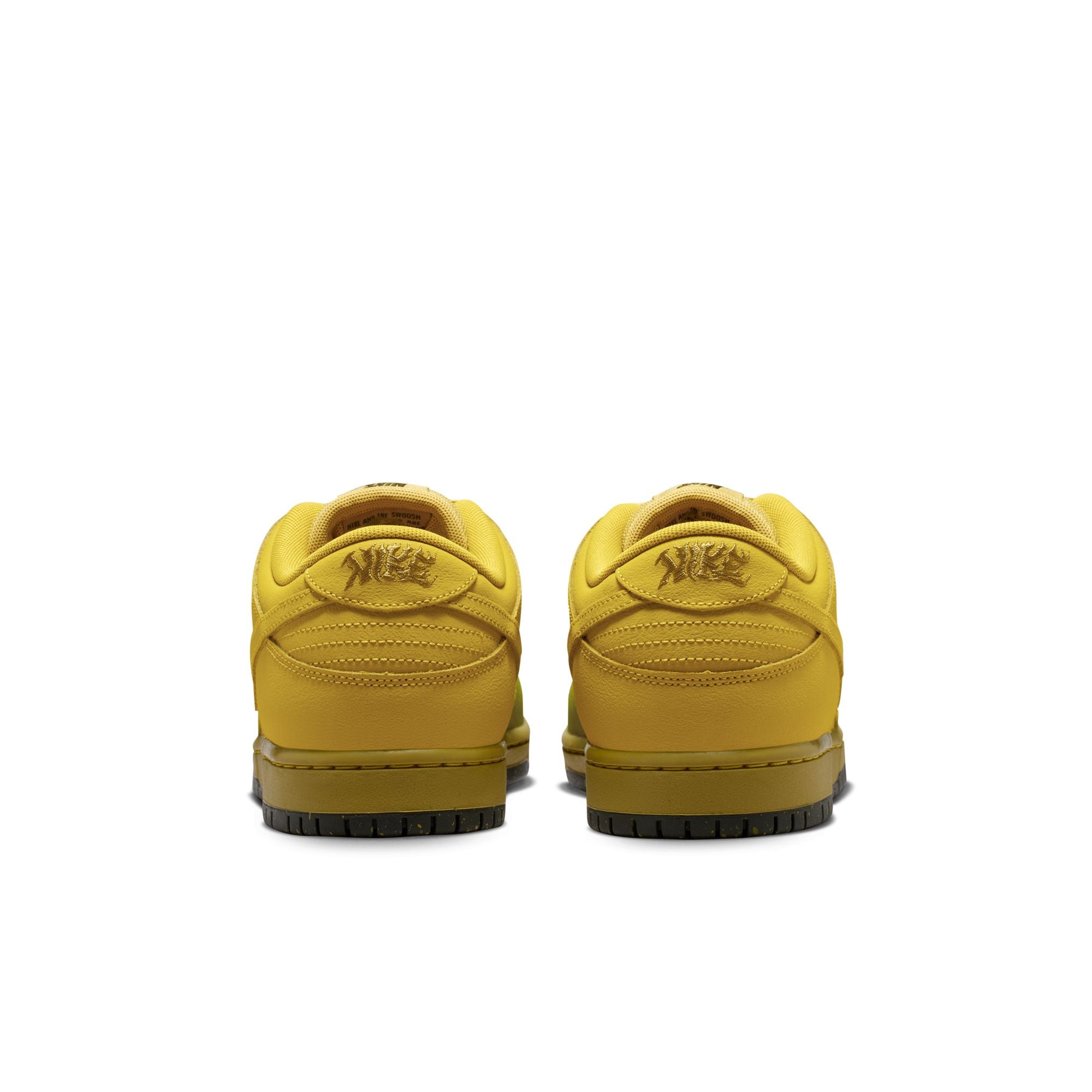 Nike SB Dunk Low Pro WC Saffron Quartz "Hatch Chili"