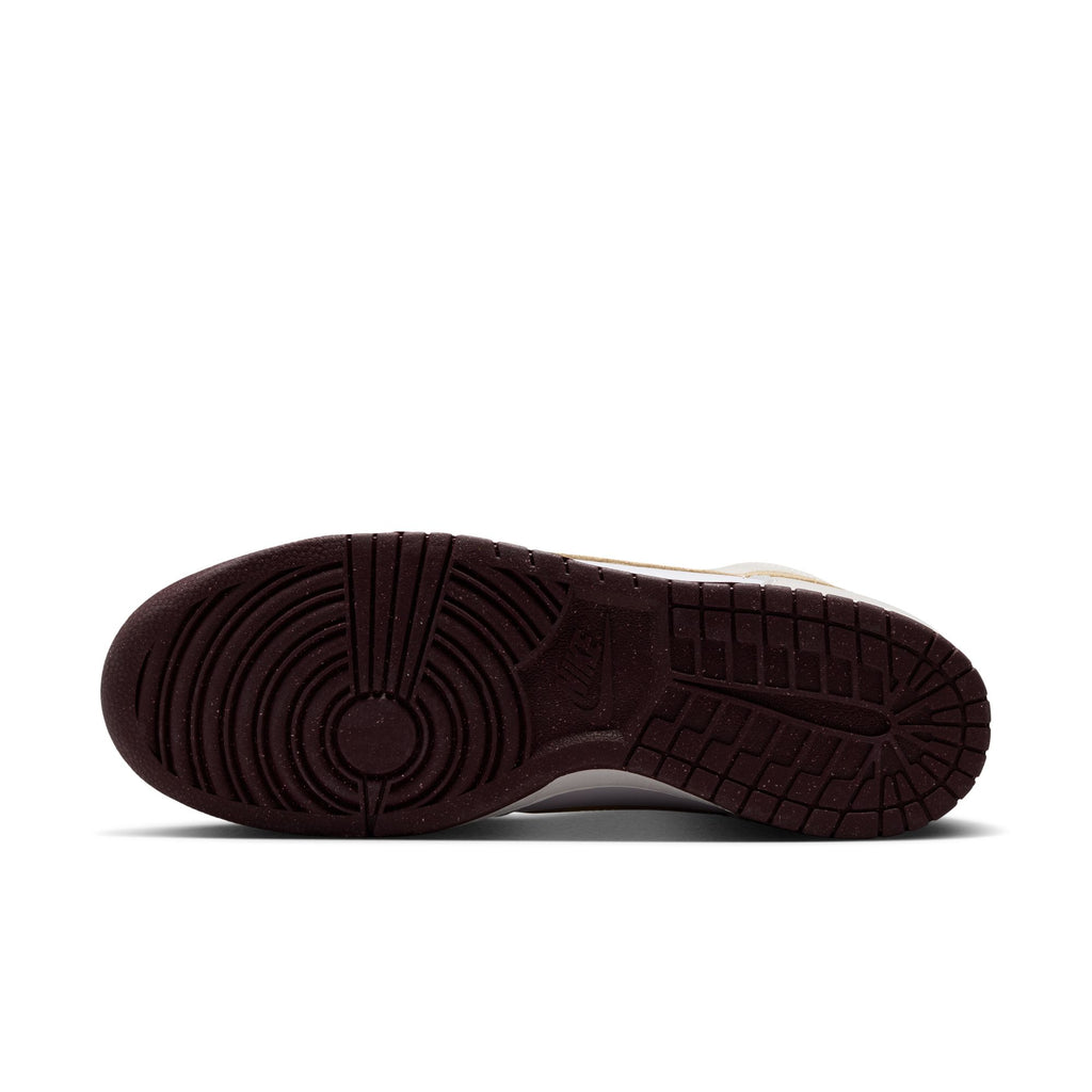 Nike SB Dunk High Pro X Beyond Store