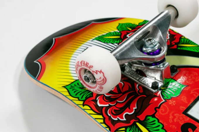 Real Rose Oval Complete Skateboard 7.75