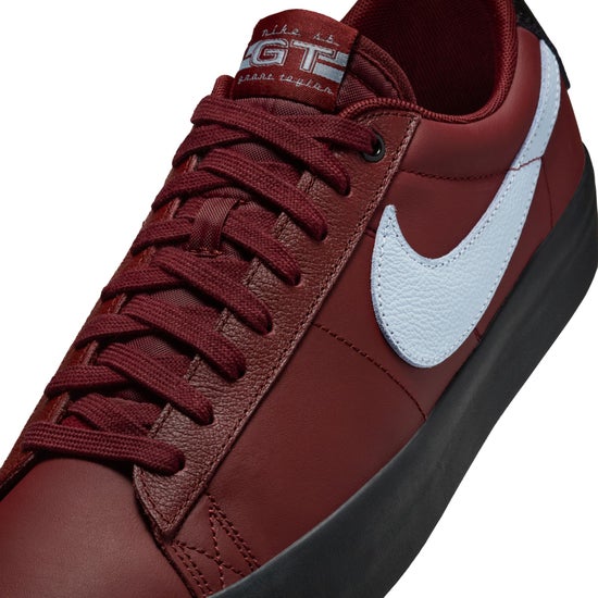Nike SB Blazer Low Pro GT (Red/Blue/Black)